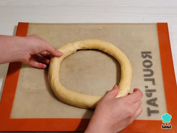 Recette de Roscón de Reyes sans sucre - Étape 8