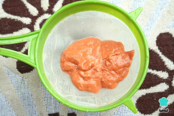 Recette de Poisson frit avec patacones et sauce - Étape 7