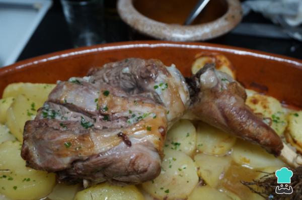 Recette Gigot d'agneau au four au vin blanc - Étape 5