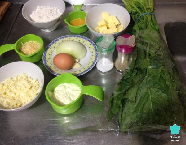 Recette de Quiche aux épinards et aux deux fromages - Étape 1