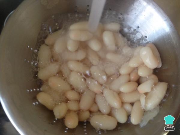 Recette de Salade de haricots blancs au pesto - Étape 4