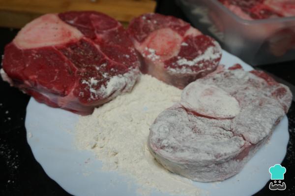 Recette d'Osobuco au vin rouge - Étape 1