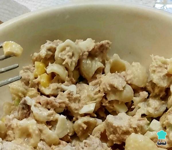 Recette de Salade de Thon aux Oeufs et Mayonnaise - Étape 6