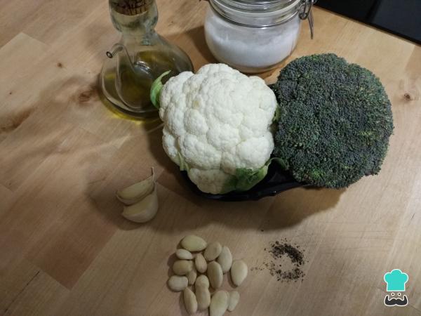 Recette de salade de chou-fleur et brocoli - Étape 1