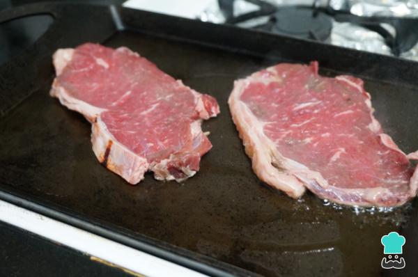 Recette d'Entrecôte Grillée - Étape 2