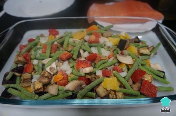 Recette de saumon au four au citron et légumes surgelés - Étape 2