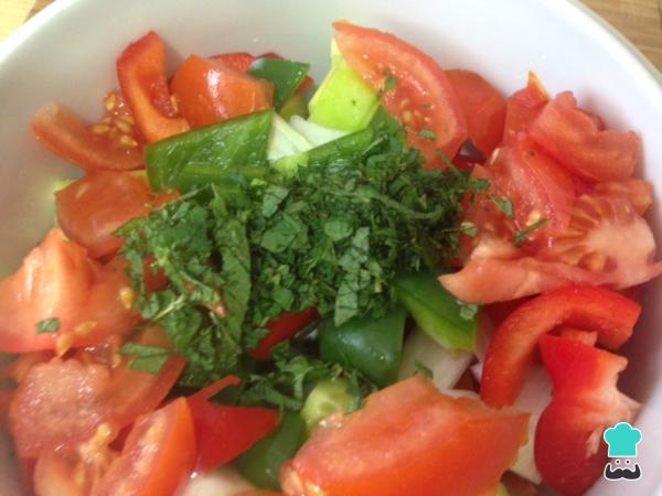 Recette de salade libanaise Fattoush - Étape 4