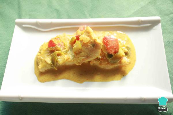 Recette de Poisson à la Sauce Noix de Coco et Curry - Étape 9