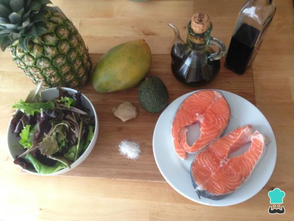 Recette de Salade de Saumon Frais aux Fruits - Étape 1