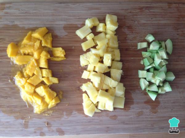 Recette de Salade de Saumon Frais aux Fruits - Étape 2