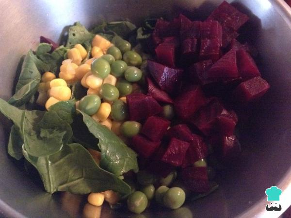 Recette de salade de poulet avec sauce au yaourt - Étape 2