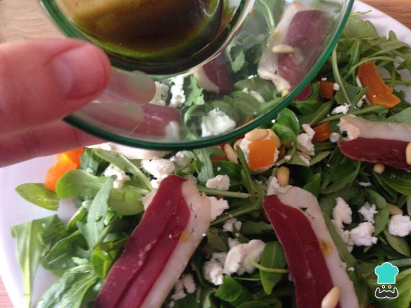 Recette de salade de jambon de canard et fromage de chèvre - Étape 6