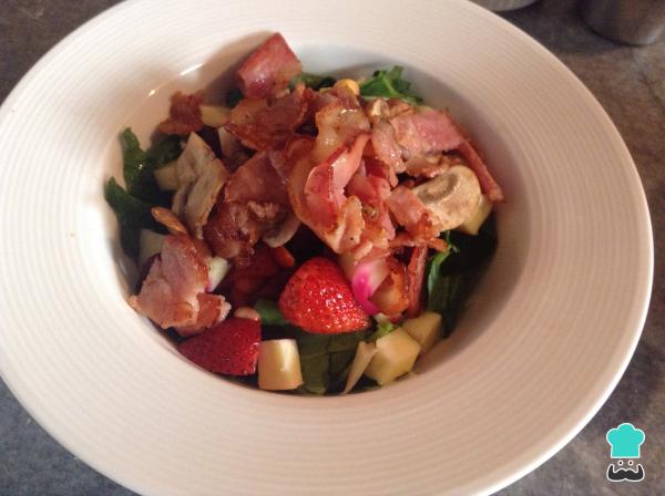 Recette de salade d'épinards, bacon et champignons - Étape 7