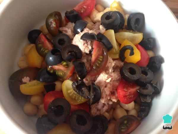 Recette de pois chiches au thon - Étape 6