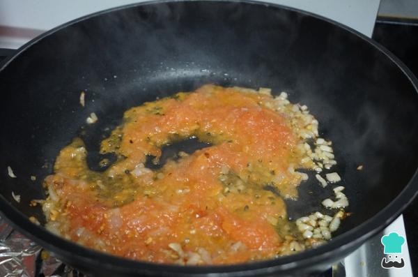 Recette Daurade sauce tomate et petits pois - Étape 4