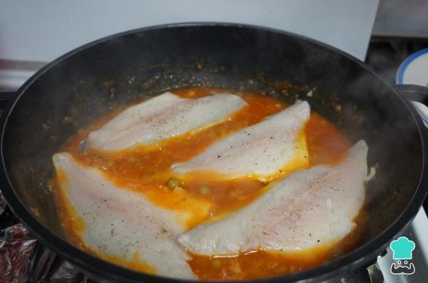 Recette Daurade sauce tomate et petits pois - Étape 8