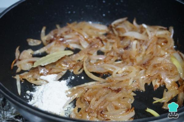 Recette de saucisses à la bière - Étape 4