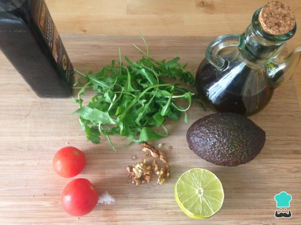 Recette de salade d'avocat et de roquette - Étape 1