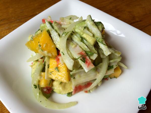 Recette de salade de surimi tropicale – Étape 5