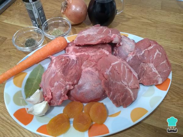 Recette de joues de porc ibérique au vin rouge - Étape 1