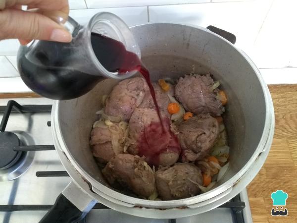 Recette de joues de porc ibérique au vin rouge - Étape 4