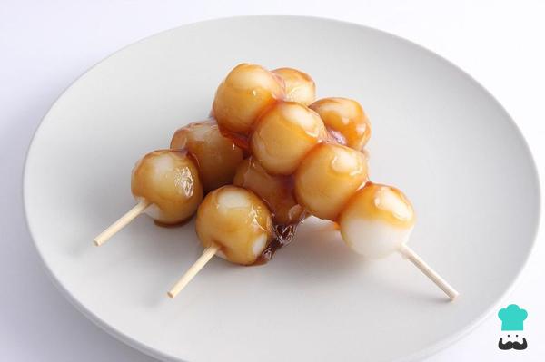 Recette d'apéritif japonais Mitarashi Dango