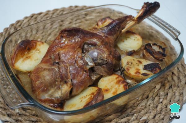 Recette d'épaule d'agneau au four à la ségovienne