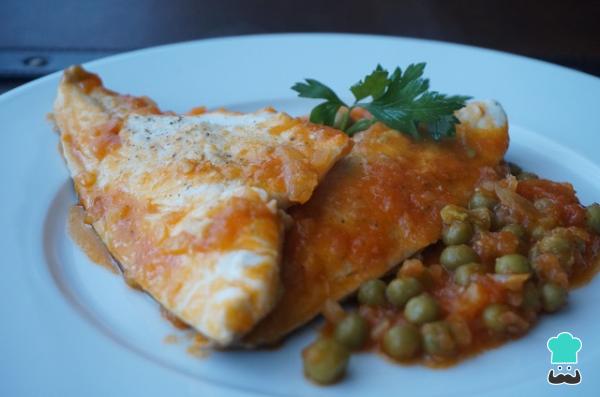 Recette de daurade à la sauce tomate et petits pois