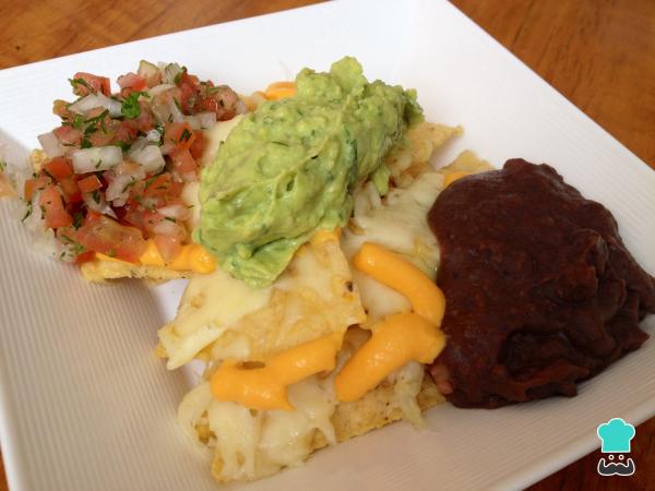 Recette de nachos mexicains au guacamole