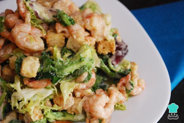 Recette de salade César aux crevettes