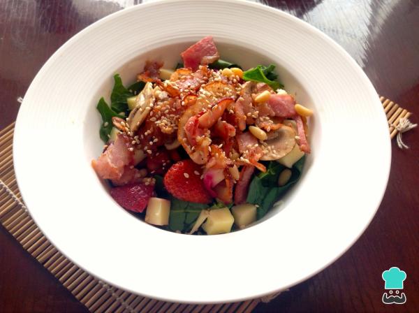 Recette de salade d'épinards, bacon et champignons