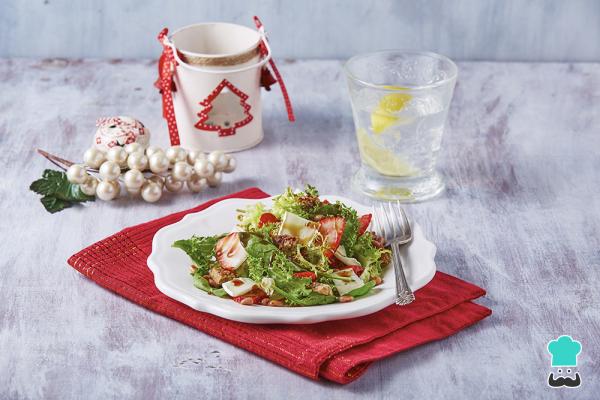 Recette de salade de Noël avec barre multigrains