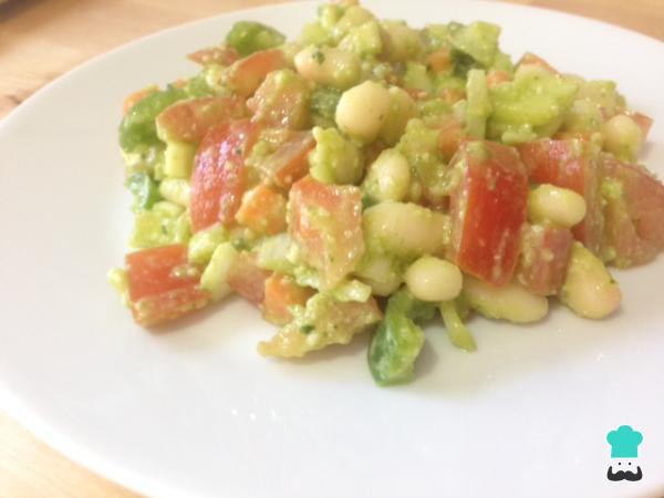 Recette de salade de haricots blancs au pesto