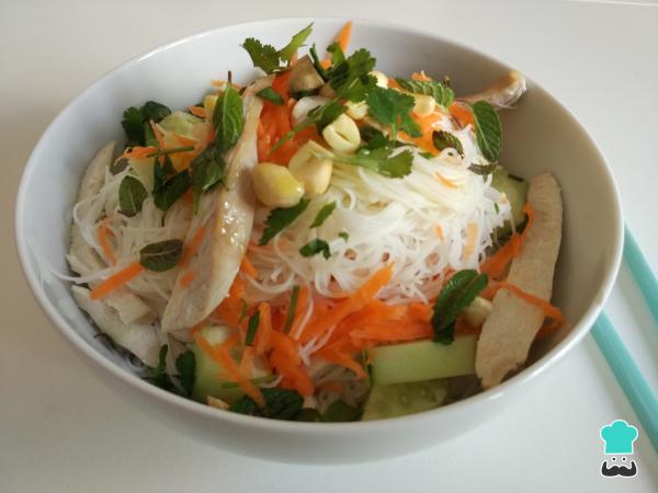 Recette de salade de nouilles thaïlandaises