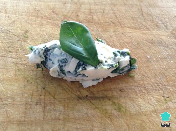 Recette de trempette au fromage à la crème et au basilic