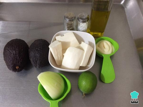 Recette de salade de yucca et d'avocat - Étape 1