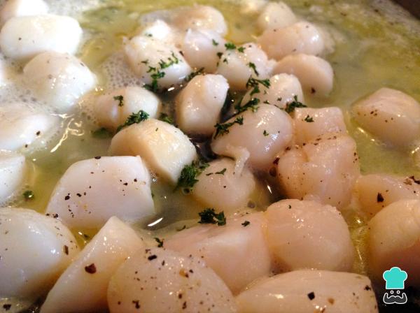 Recette de salade de pétoncles et d'avocat - Étape 9