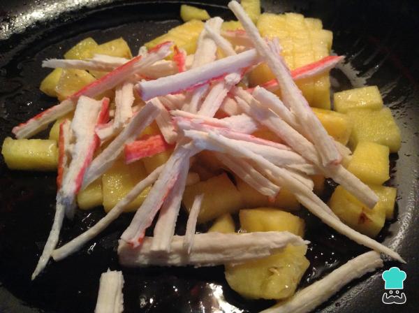 Recette de salade de pâtes au surimi et à l'ananas - Étape 4