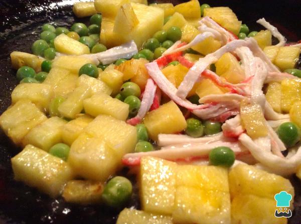Recette de salade de pâtes au surimi et à l'ananas - Étape 5