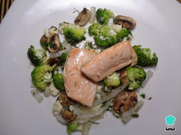 Recette de saumon cuit à la vapeur au micro-ondes - Étape 6