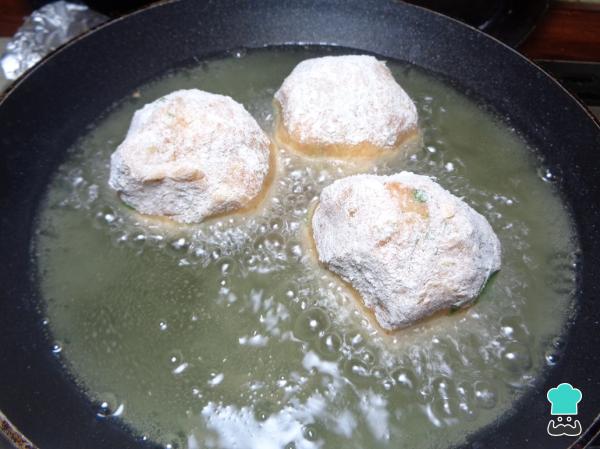 Recette Boulettes de saumon à la sauce tomate - Étape 6