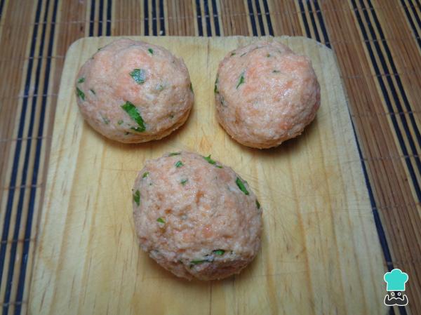 Recette Boulettes de saumon à la sauce tomate - Étape 4