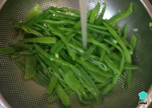 Recette Salade de pois chiches et haricots verts au pesto - Étape 5