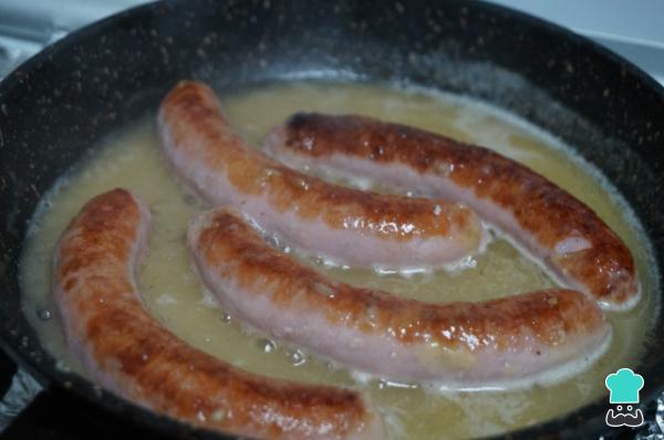 Recette Saucisses au vin - Étape 4