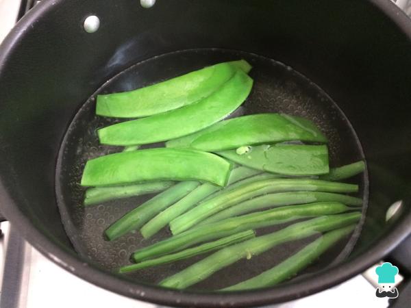 Recette de salade d'épinards et radis - Étape 2