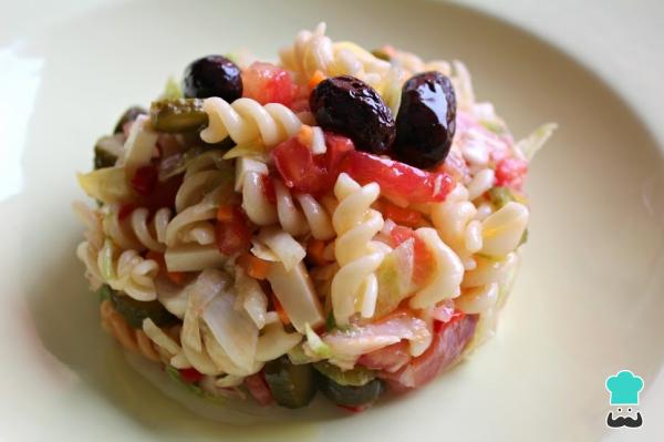 Salade d'été avec recette de pâtes - Étape 7