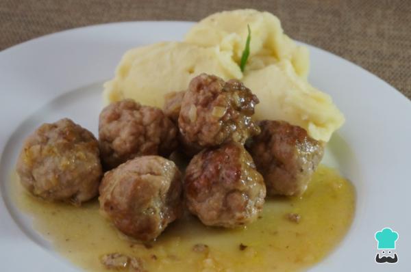 Recette Boulettes de viande avec purée - Étape 7