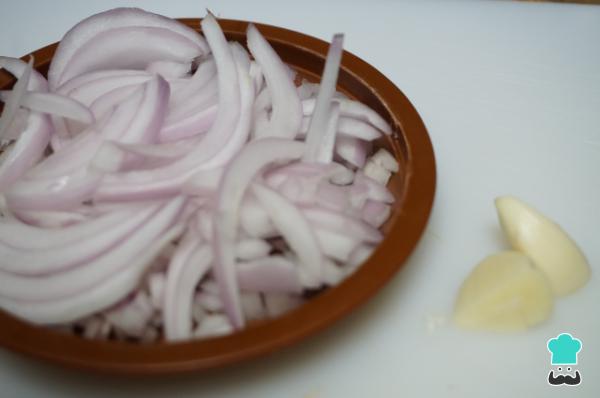 Recette de Longe sauce aux prunes - Étape 1