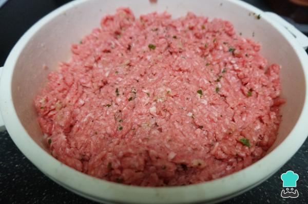 Recette de Boulettes de viande aux champignons facile et savoureuse - Étape 1