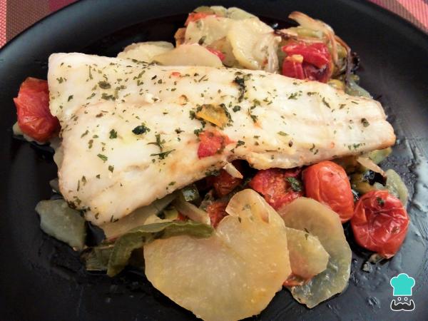 Recette de Merlu au Four avec pommes de terre et légumes - Étape 7